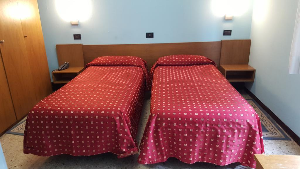 Hotel San Marco Bb Darfo Boario Terme Экстерьер фото